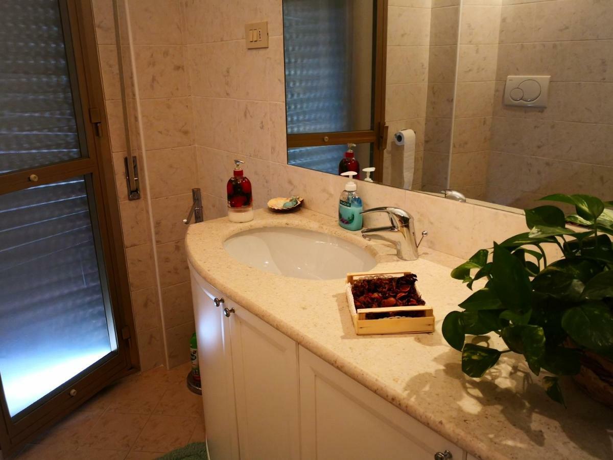 B&B Da Thais Un Piacevole Relax Trieste Exterior foto